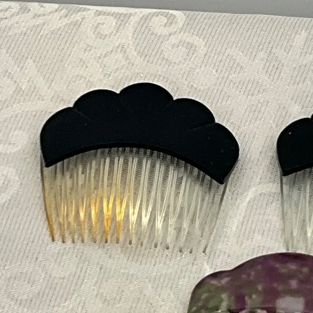Set Of 3 Vintage Hair Combs With Scallop Design‎ Plastic Material Black & Purple